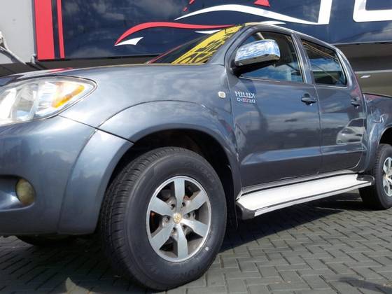 TOYOTA HILUX 3.0 SRV 4X2 CD 16V TURBO INTERCOOLER DIESEL 4P MANUAL